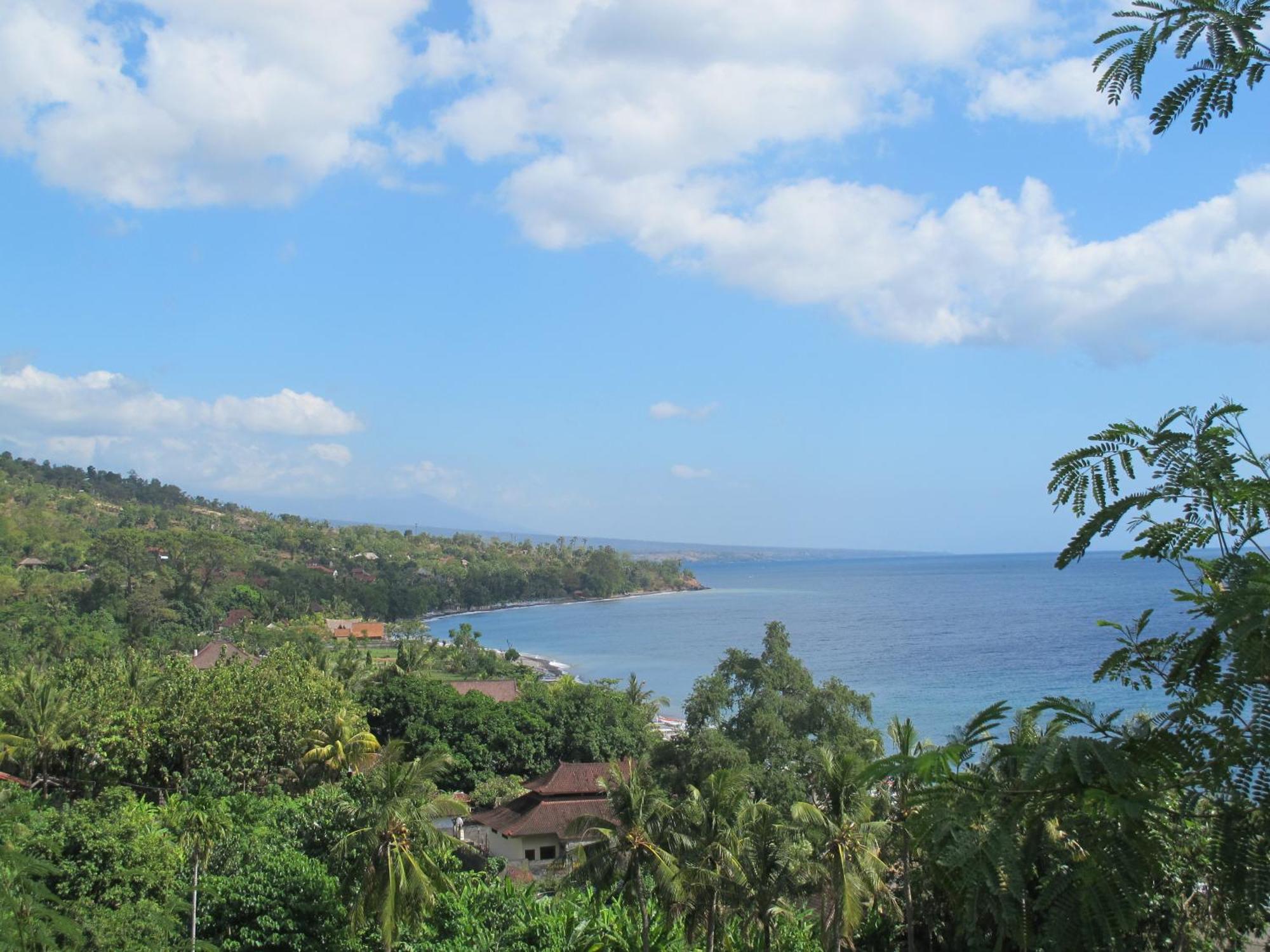 Barong Cafe Bungalow And Restaurant Амед Экстерьер фото